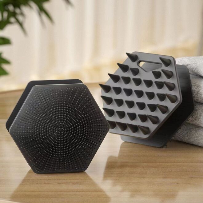 Exfoliating Silicone Body Scrubber for Hair